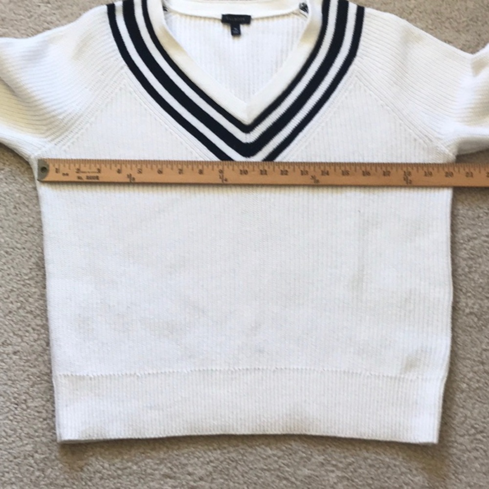 Talbots Sweater - Picture 3 of 7